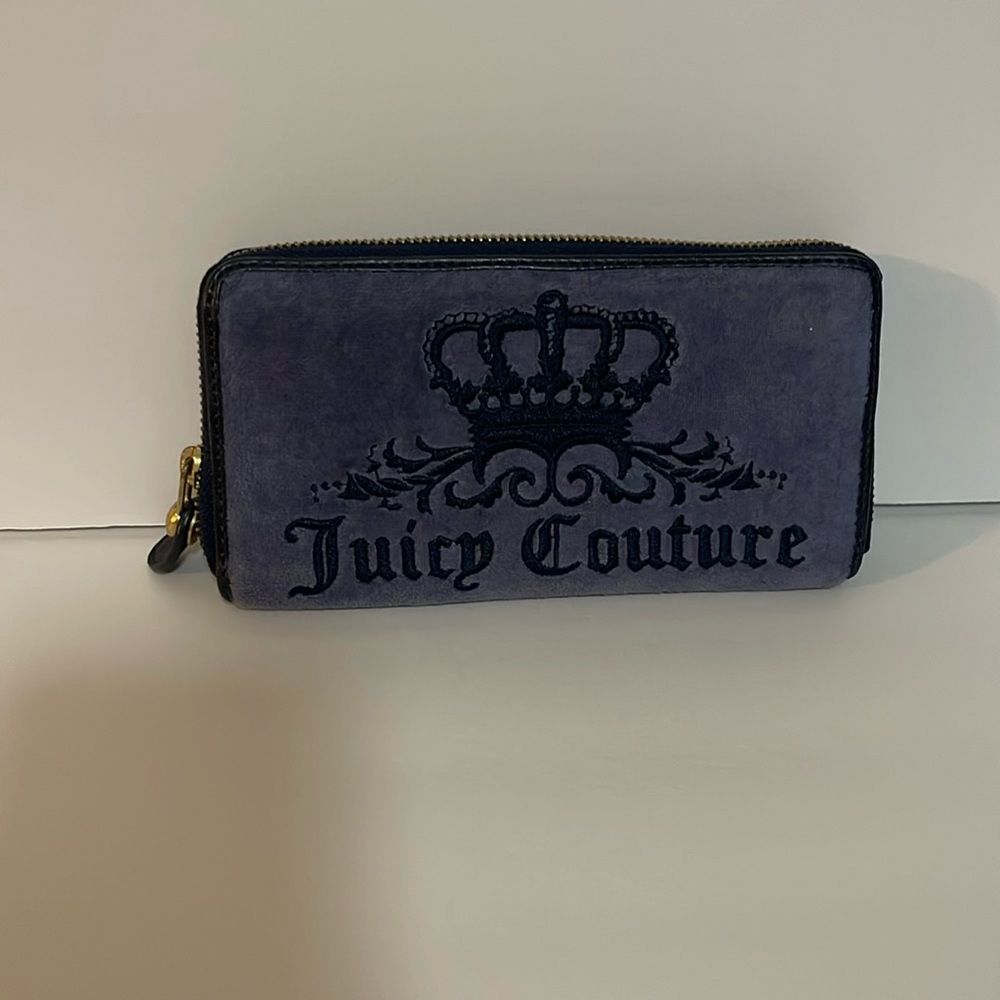 100% Authentic Juicy Couture Wallet